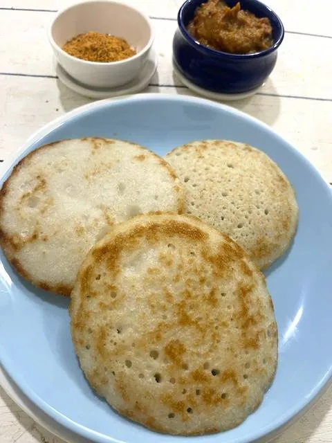 Pori Uthappam /Puffed rice Oothapam