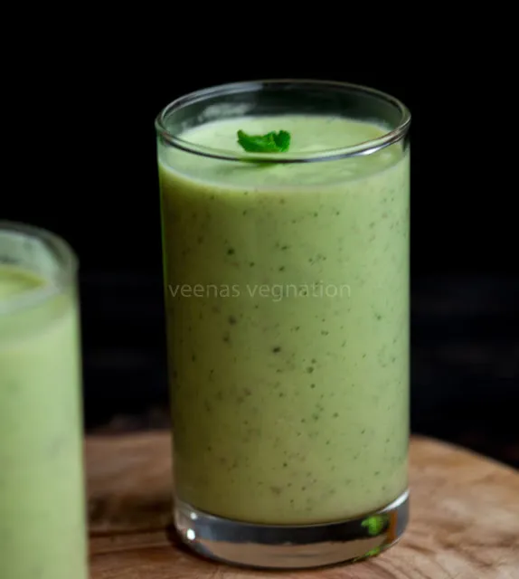 Avocado cucumber smoothie