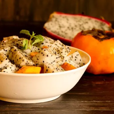 Dragon fruit persimmon chat