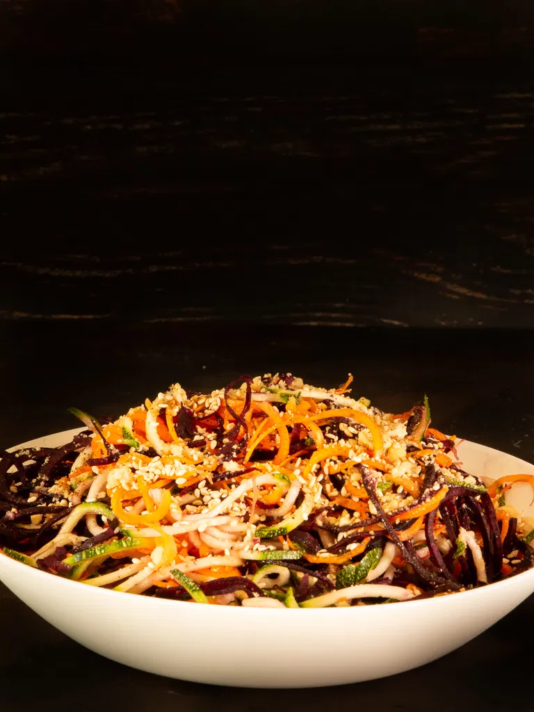 Carrot and Zucchini noodles with peanuts - Veenas Vegnation